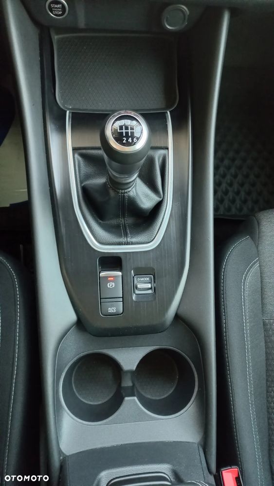 Nissan Qashqai 1.3 DIG-T N-Connecta EU6d - 35