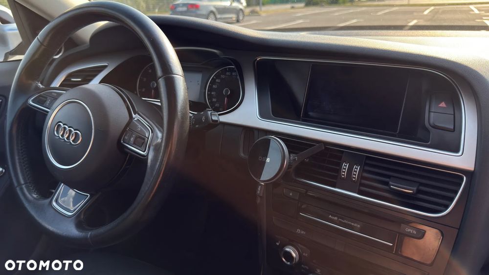 Audi A4 Limousine - 7