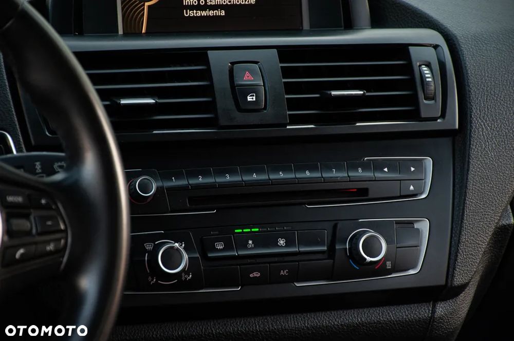 BMW Seria 1 - 21