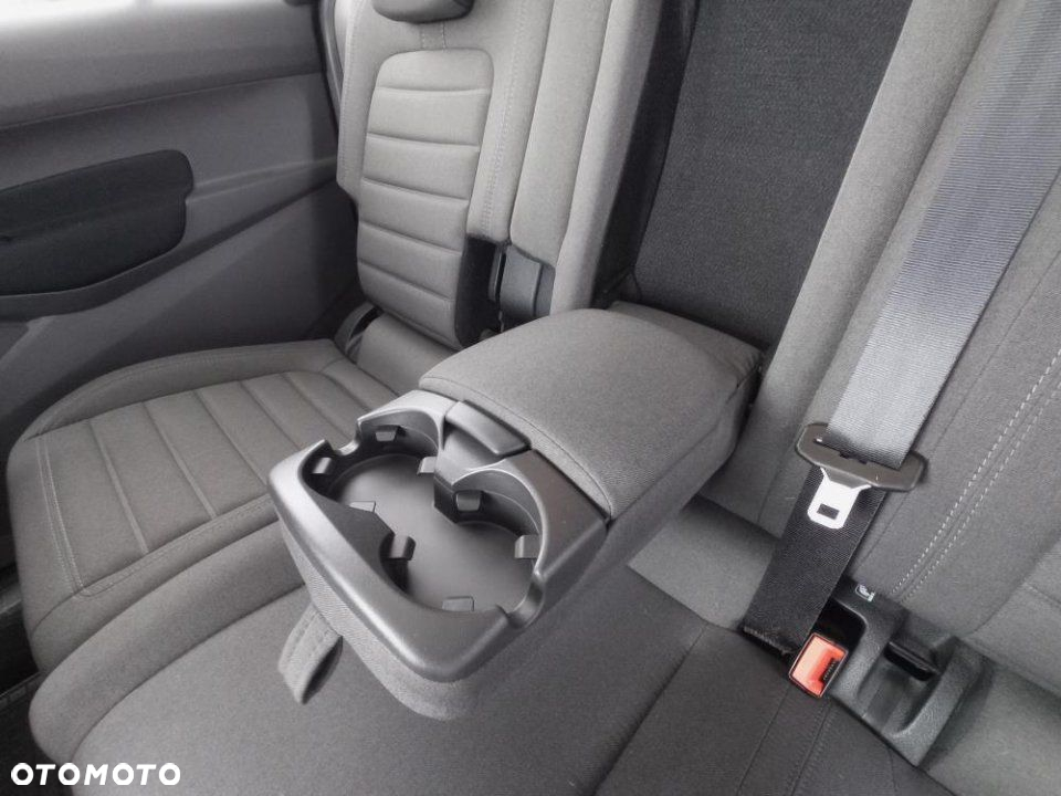 Ford Tourneo Connect - 13