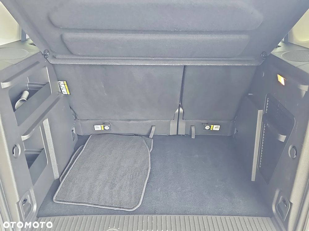 Ford Tourneo Courier 1.5 TDCi Trend - 21