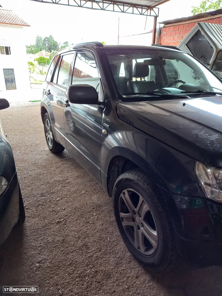 Suzuki Grand Vitara 1.9 DDiS X-Premium - 4