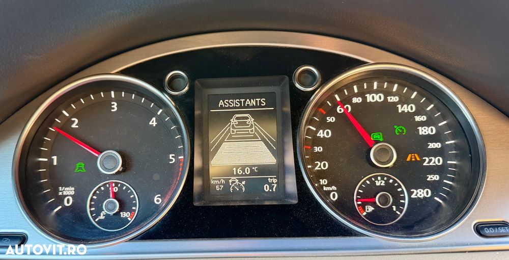 Volkswagen Passat CC - 26
