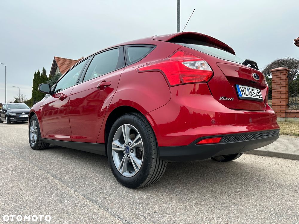 Ford Focus 1.0 EcoBoost Titanium - 12