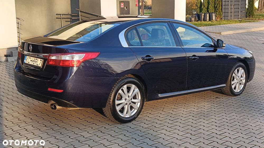 Renault Latitude - 4