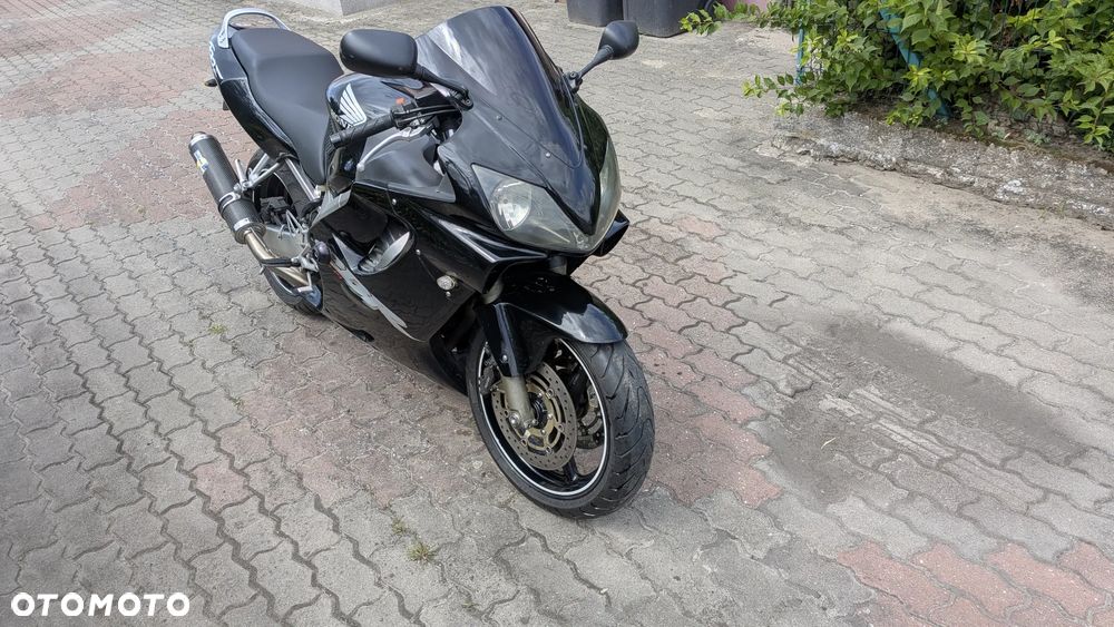 Honda CBR - 17
