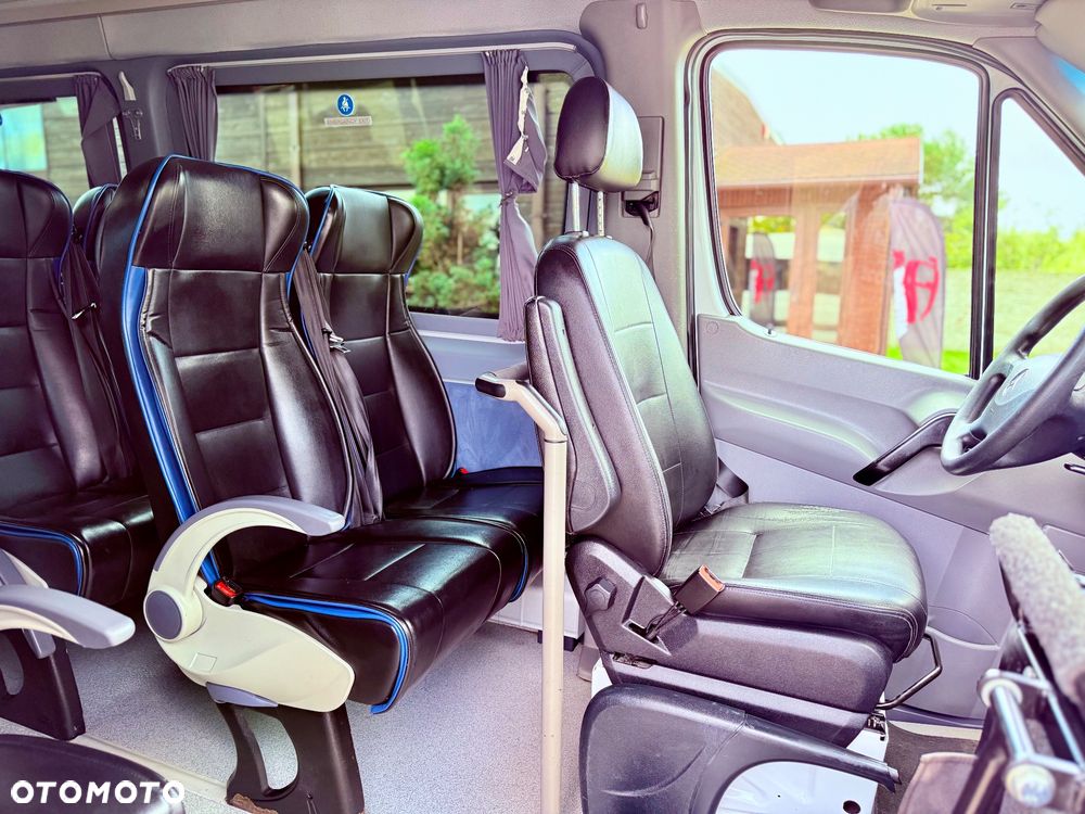 Mercedes-Benz SPRINTER 516 24 Miejsca - 11