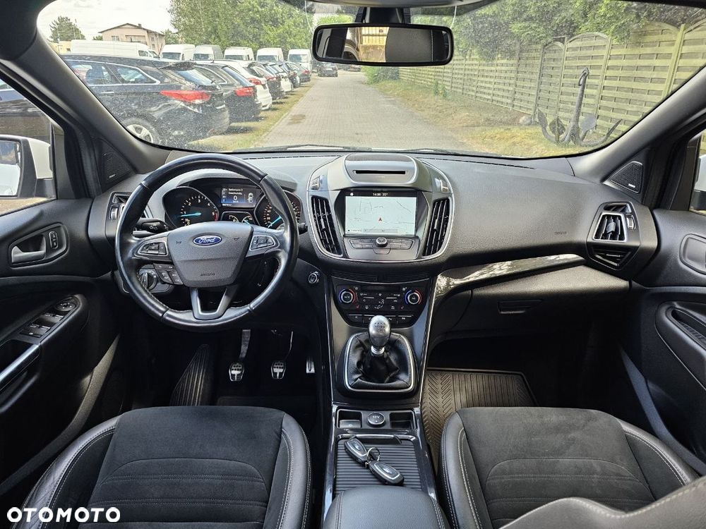 Ford Kuga 2.0 TDCi 4x4 ST-Line - 15