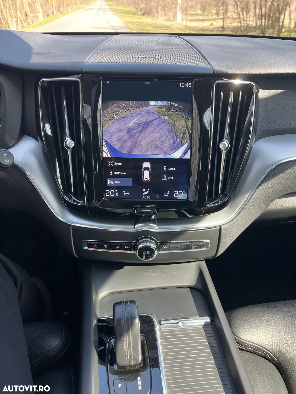 Volvo XC 60 T8 Twin Engine AWD Momentum - 13