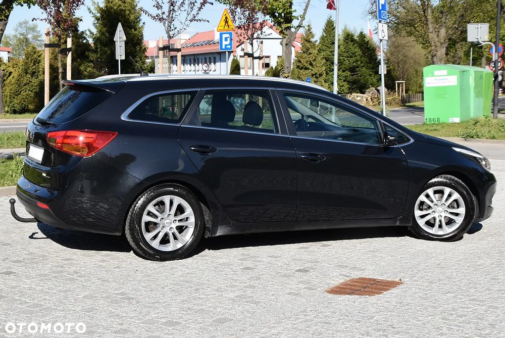 Kia Ceed - 7