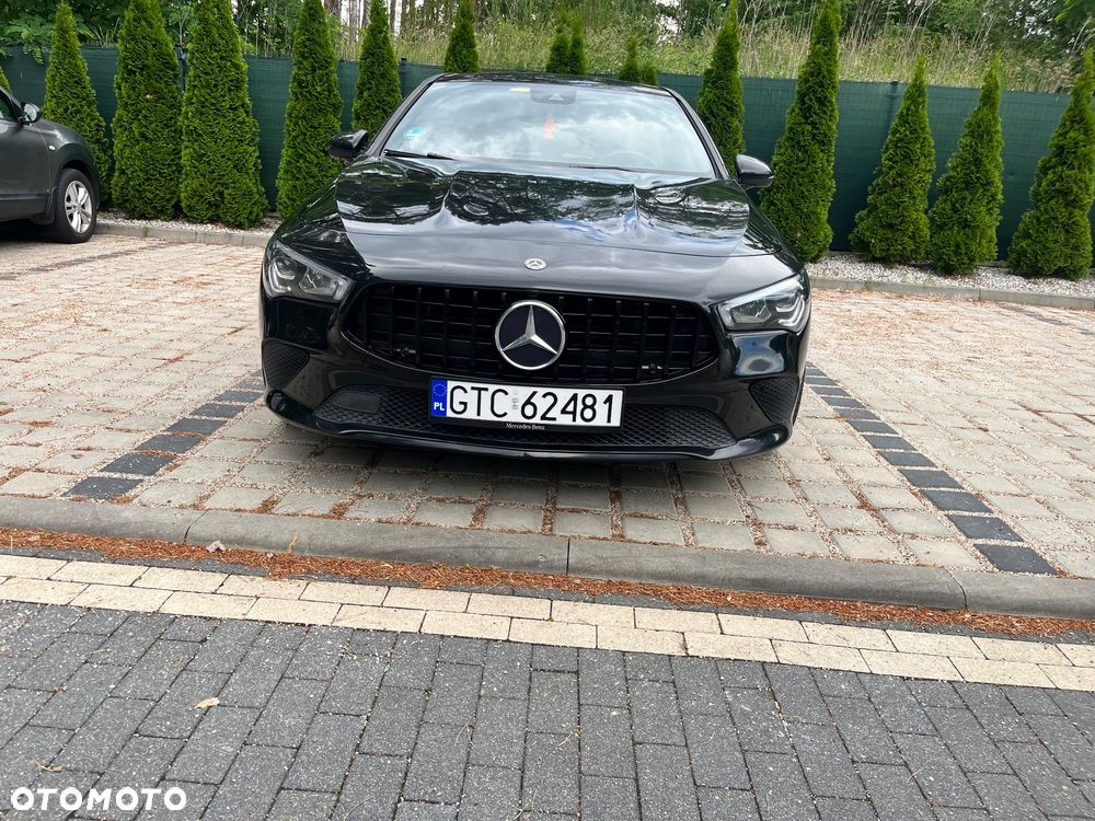 Mercedes-Benz CLA 180 d 7G-DCT - 4