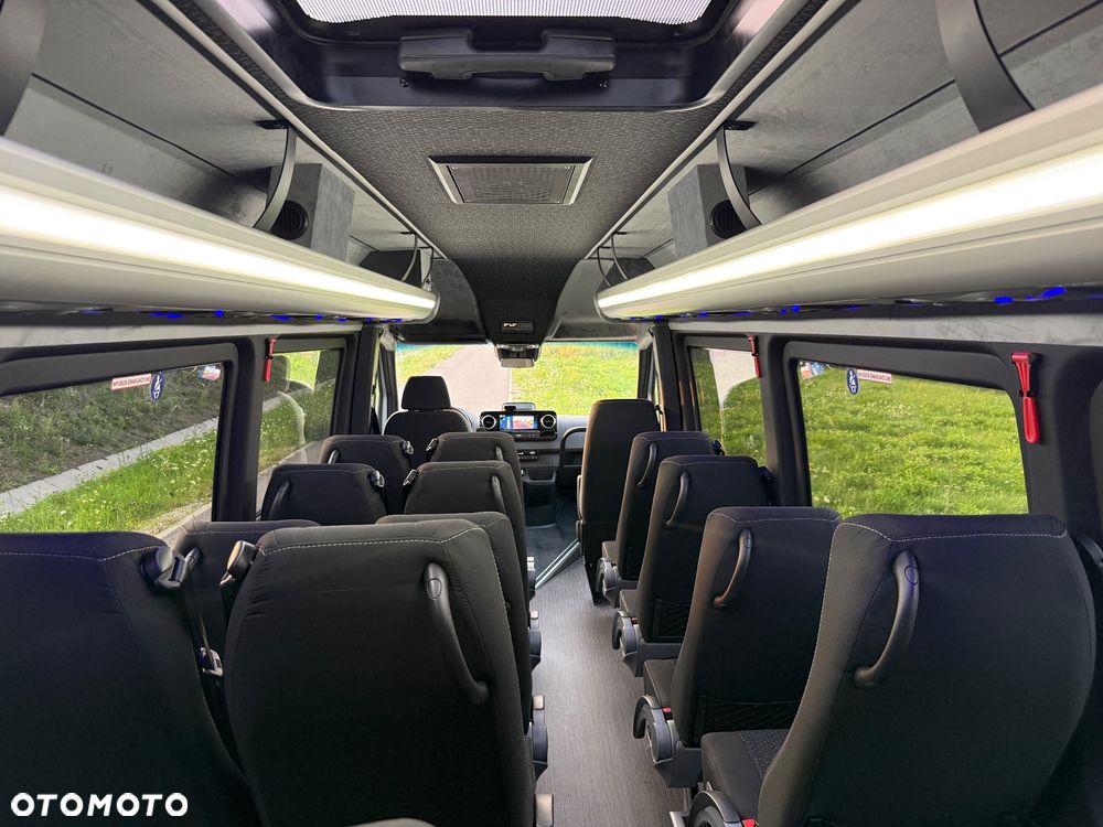 Mercedes-Benz Sprinter 519 - 28
