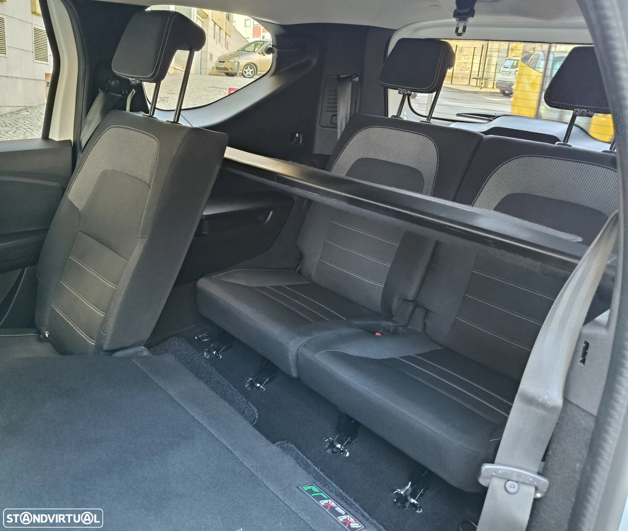 Dacia Jogger 1.0 TCe SL Extreme 7L - 27