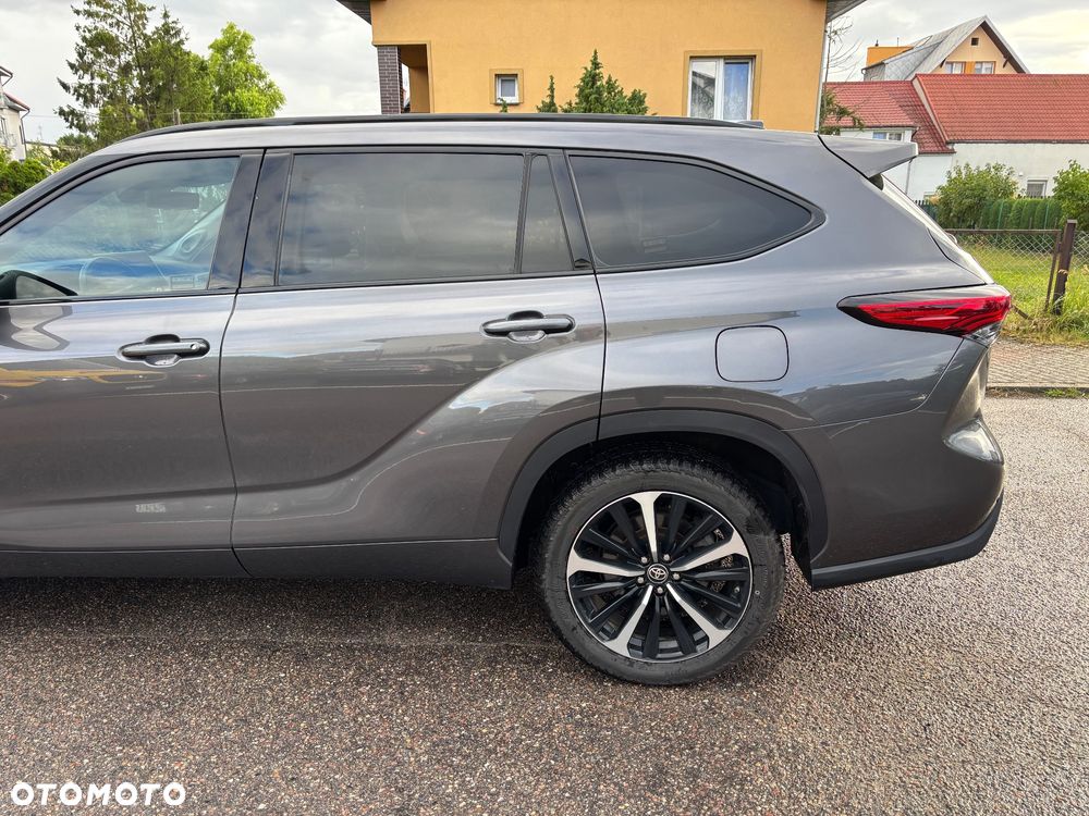 Toyota Highlander 2.5 Hybrid Executive - 10