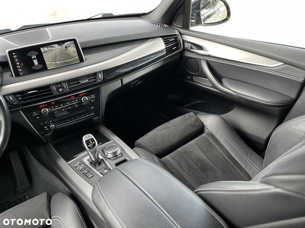 BMW X5 xDrive25d - 23
