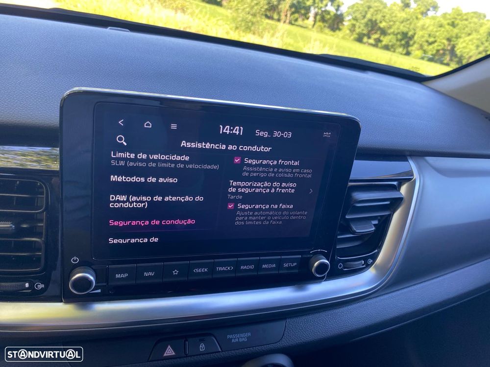 Kia Stonic 1.2 MPi Vibe - 30