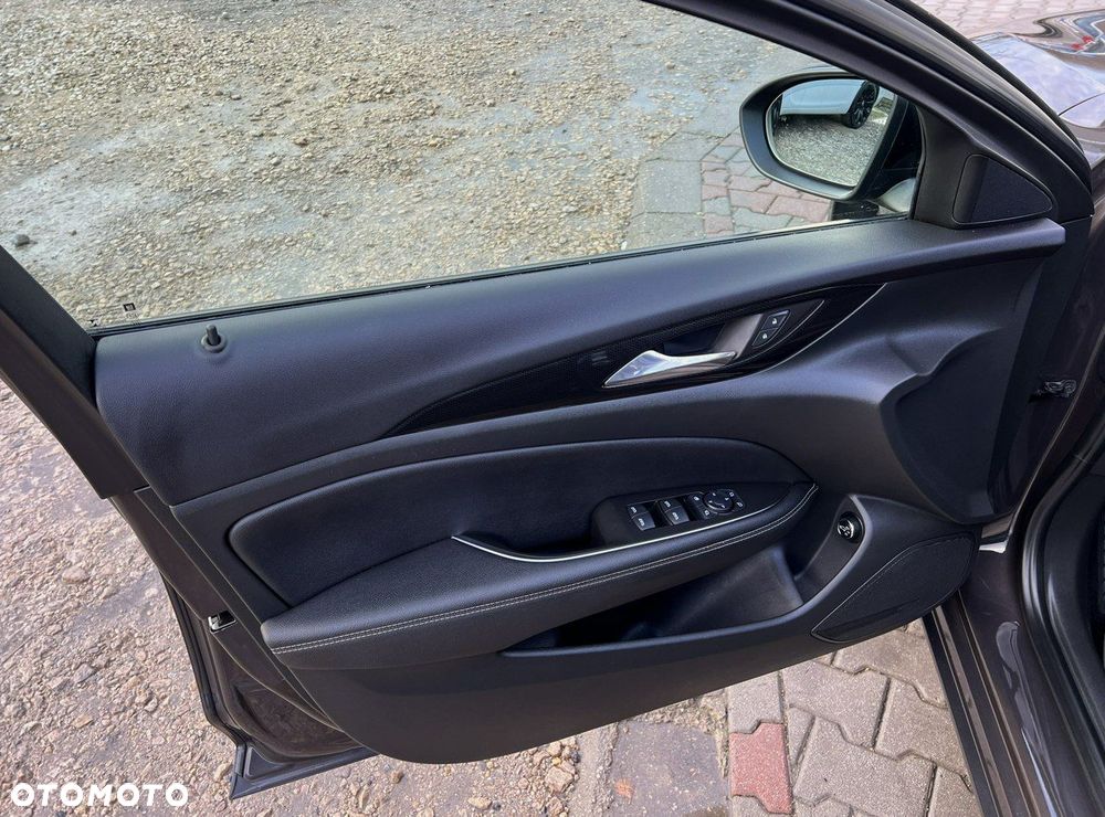 Opel Insignia 2.0 CDTI Business Elegance S&S - 18