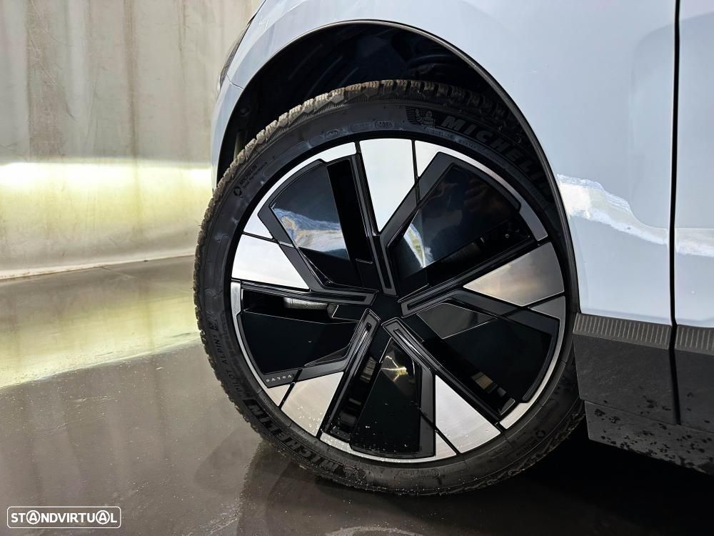 Volvo EX30 Twin Motor Performance AWD Plus - 50