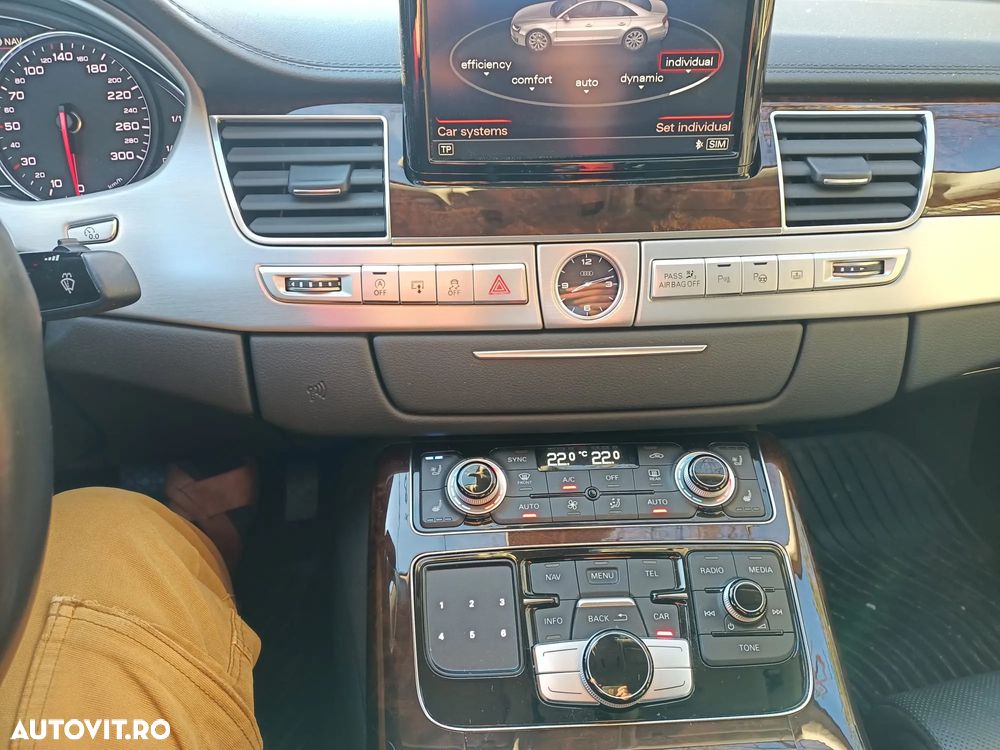 Audi A8 3.0 TDI DPF clean quattro tiptronic - 13