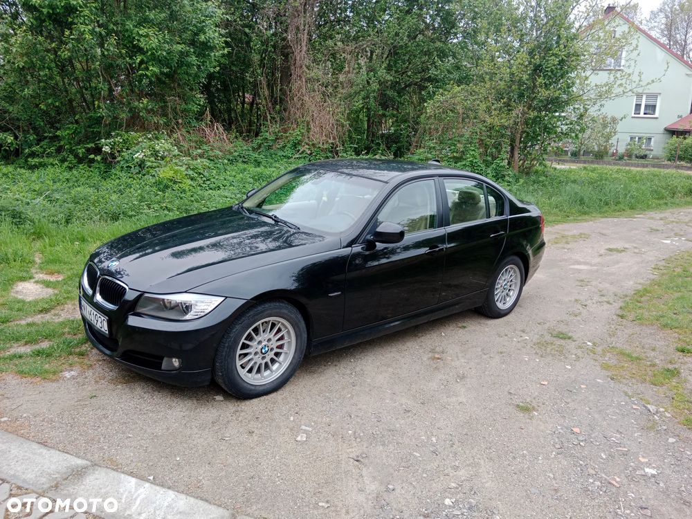 BMW Seria 3 325i - 1