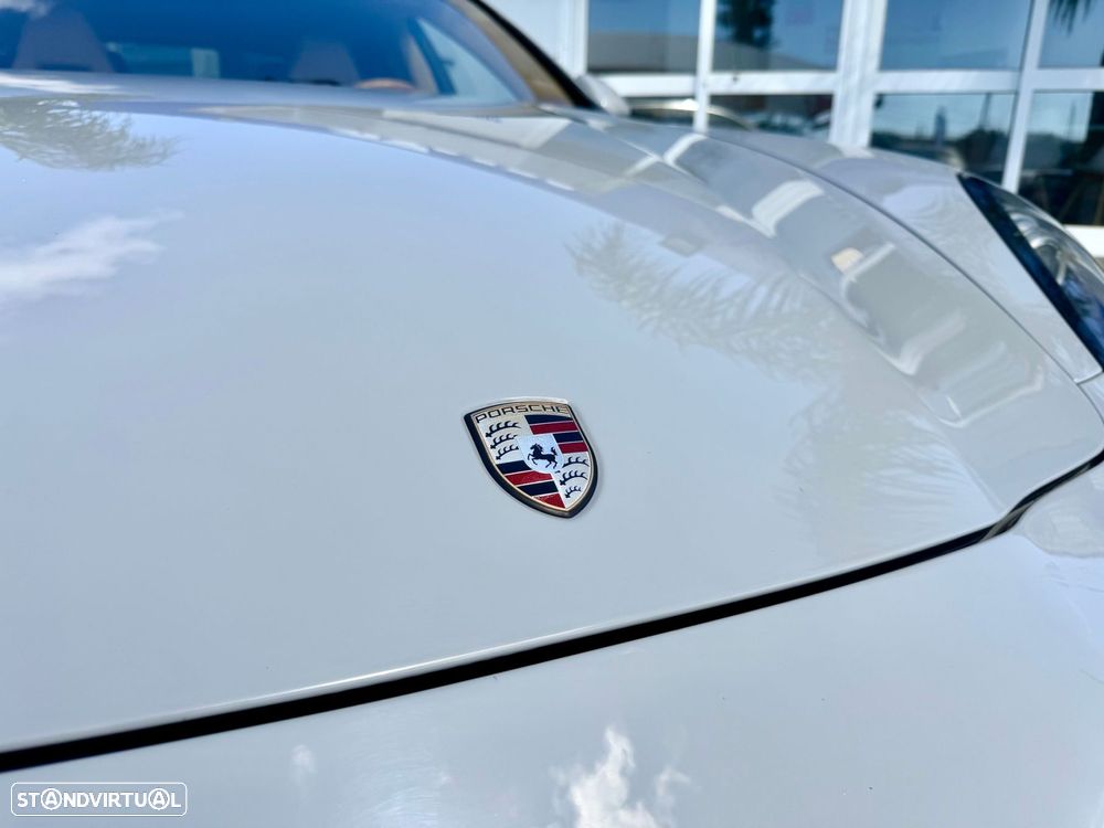 Porsche Panamera S Hybrid - 34