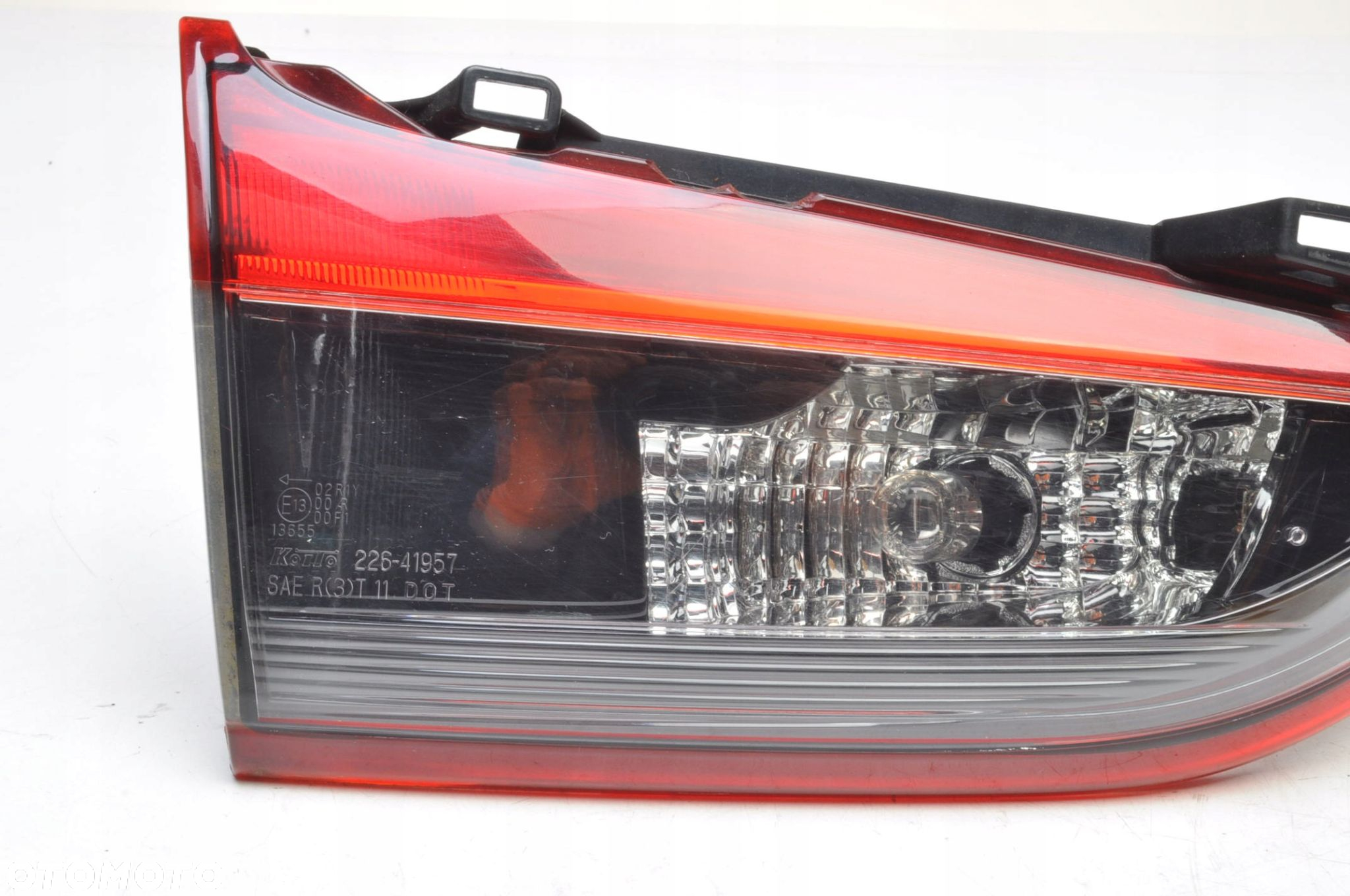 MAZDA 6 GJ LAMPA LEWA TYLNA W KLAPE SEDAN 237-41978 - 2