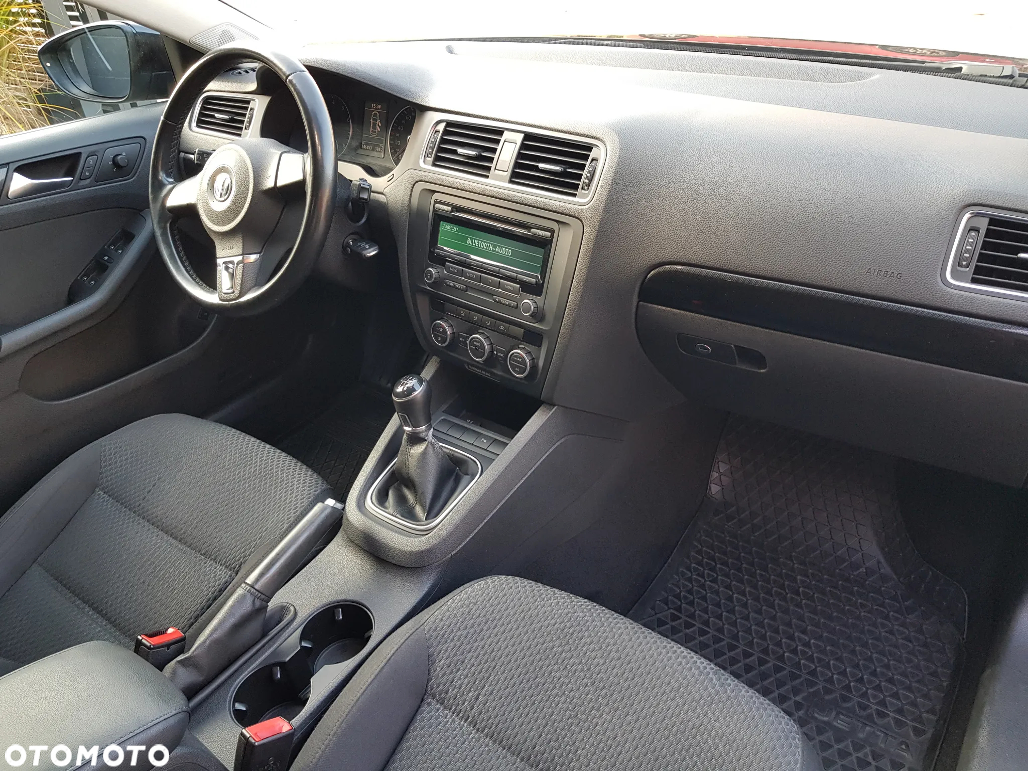 Volkswagen Jetta 1.4 TSI Trendline - 10