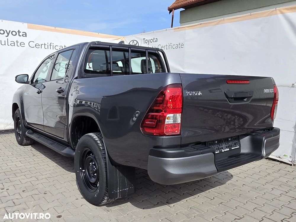 Toyota Hilux 2.4D 150CP 4x4 Double Cab AT Comfort - 9