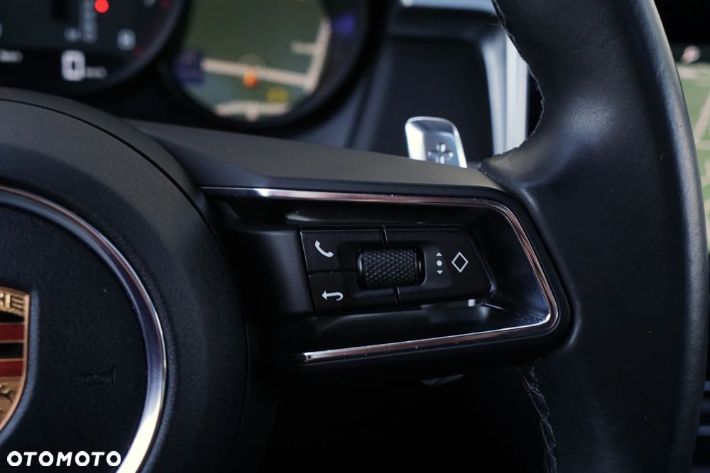 Porsche Macan Standard - 26