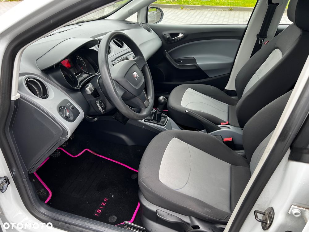 Seat Ibiza 1.4 16V Reference - 17