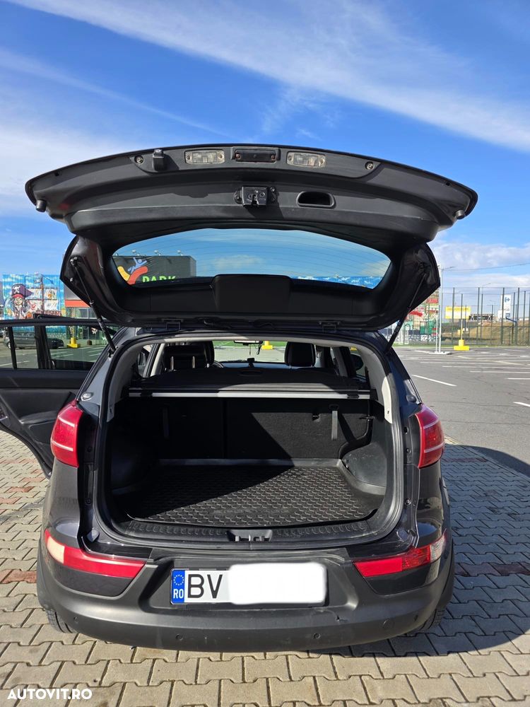 Kia Sportage 2.0 DSL MT 4x4 STYLE - 9