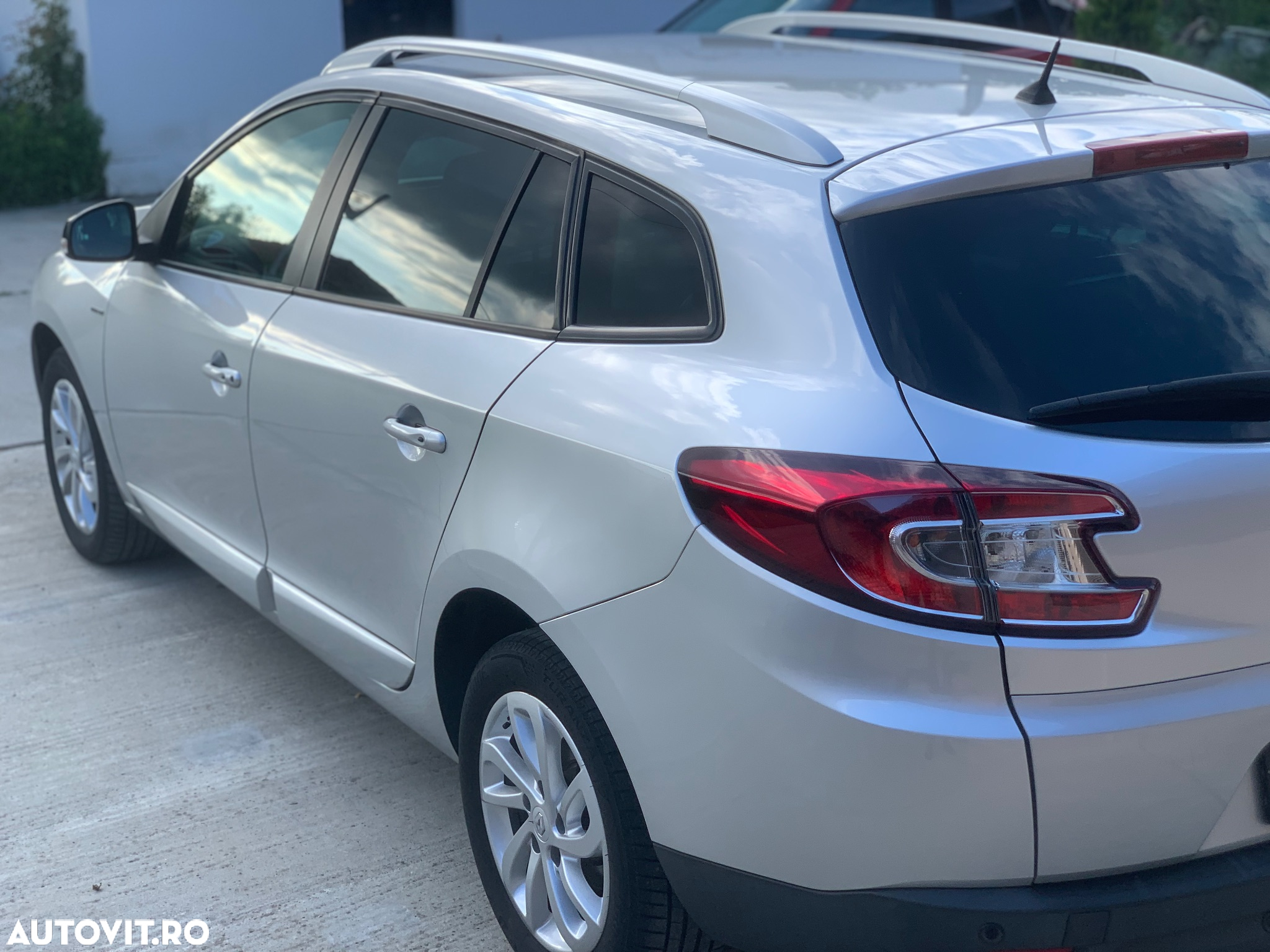 Renault Megane Grandtour ENERGY TCe 115 Start & Stopp LIMITED - 3
