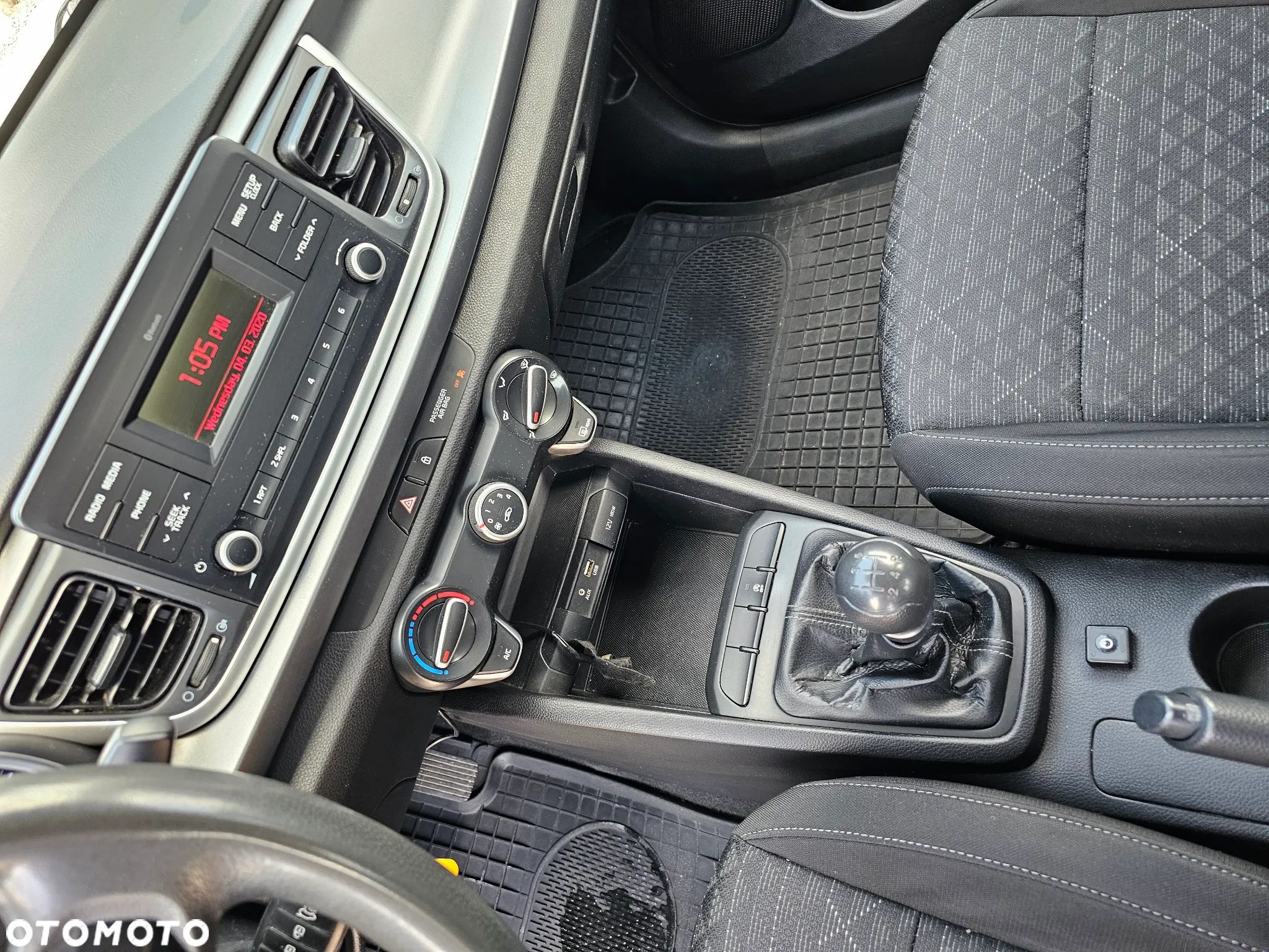 Kia Rio - 13