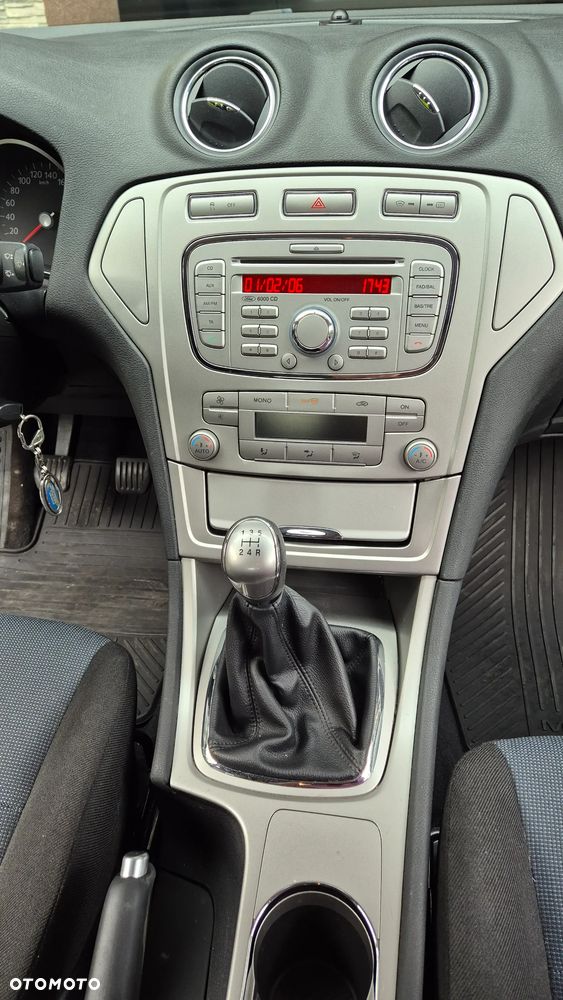 Ford Mondeo 1.6 Silver X - 10