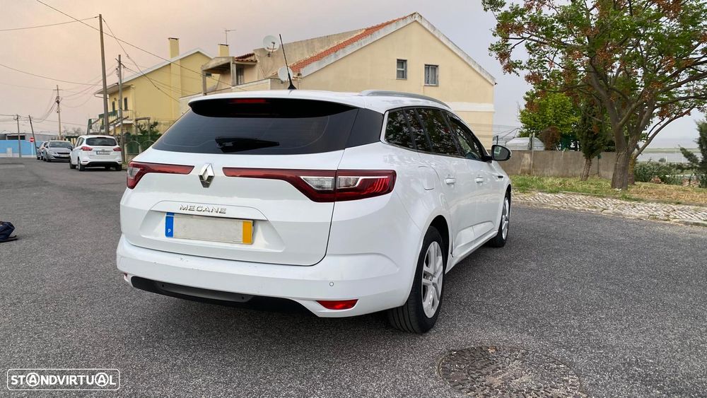 Renault Mégane 1.5 Blue dCi Techno EDC - 6