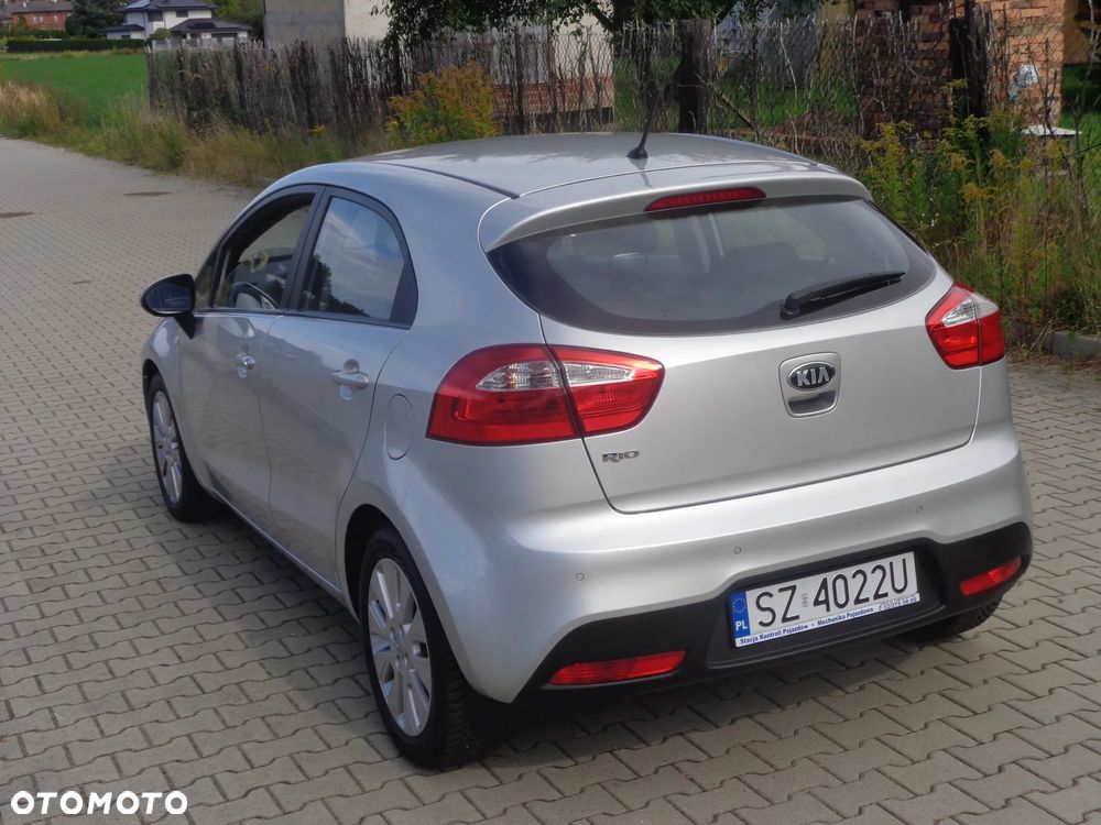 Kia Rio 1.2 Business Line - 18