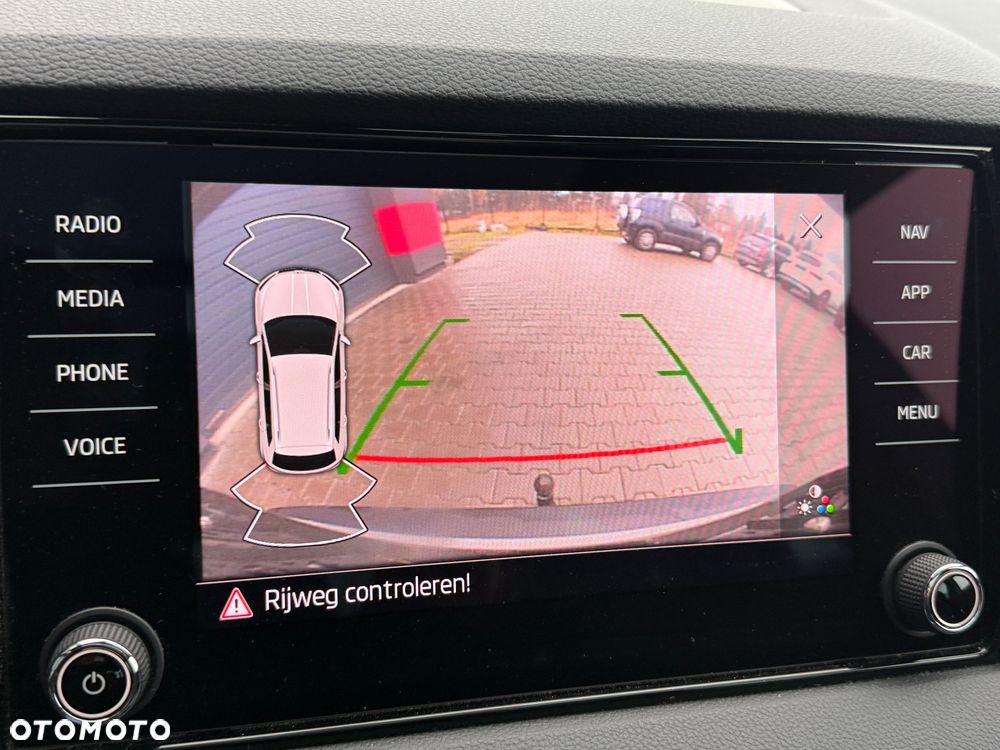 Skoda Karoq 1.5 TSI DSG Sportline - 29