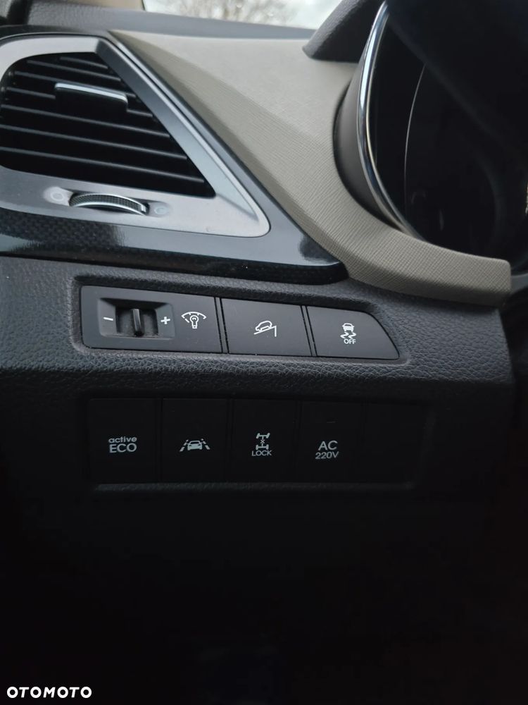 Hyundai Santa Fe - 9