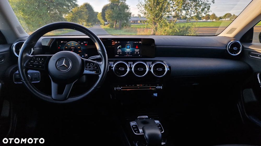 Mercedes-Benz CLA 200 d 8G-DCT Edition 1 - 17