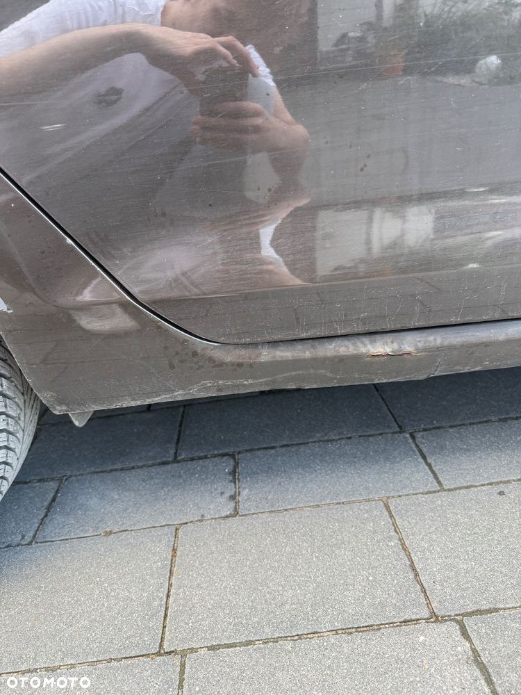 Volkswagen Golf 1.6 TDI BMT Highline - 9