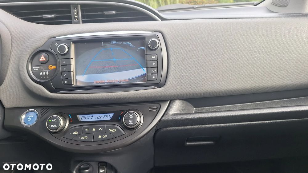 Toyota Yaris Hybrid 1.5 VVT-i Style - 10