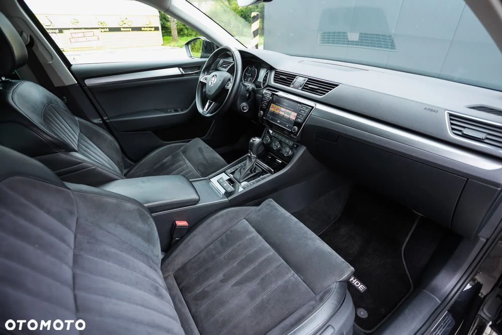 Skoda Superb 2.0 TDI 4x4 DSG Premium Edition - 28