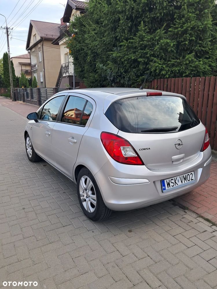 Opel Corsa - 4