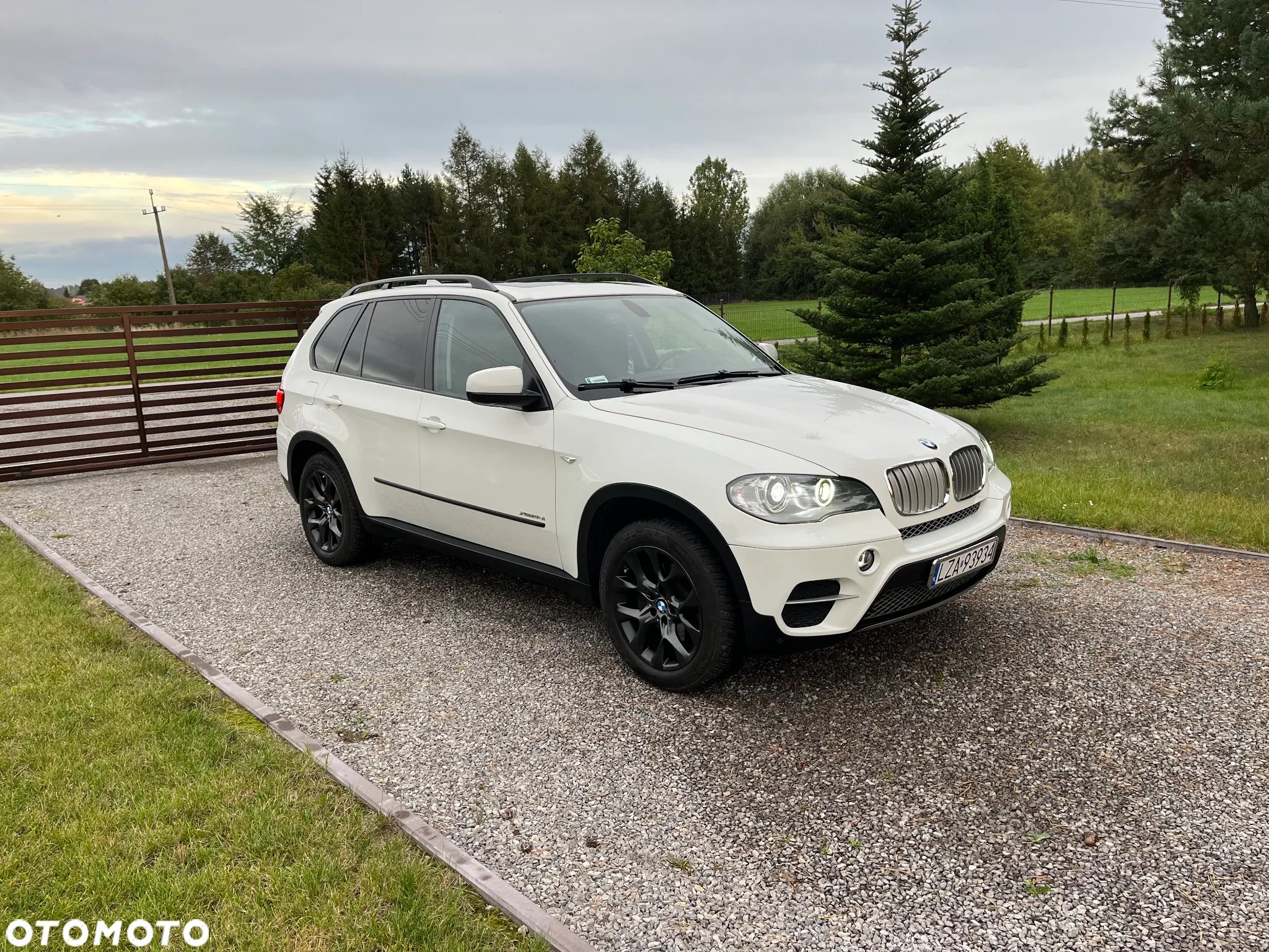 BMW X5 xDrive35i - 1