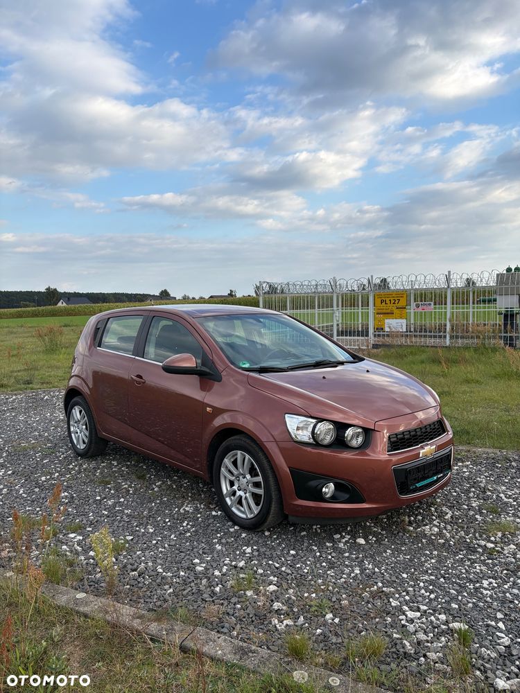 Chevrolet Aveo 1.6 LTZ - 2