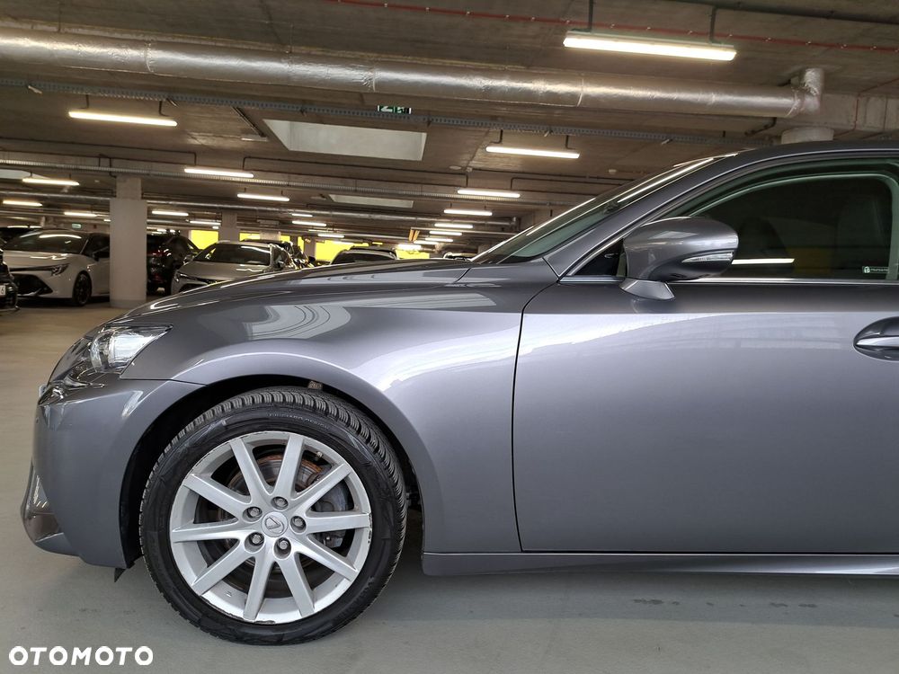Lexus IS 250 Elite - 32