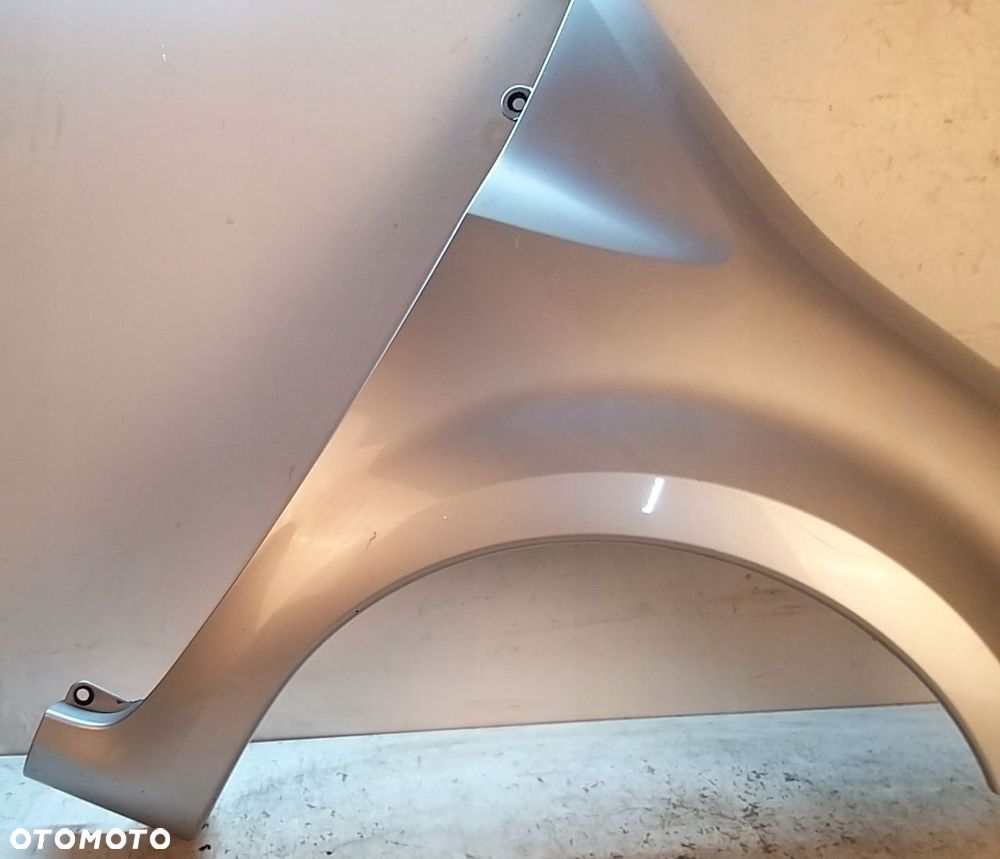 RENAULT MODUS BŁOTNIK PRZEDNI PRAWY SREBRNY - 3