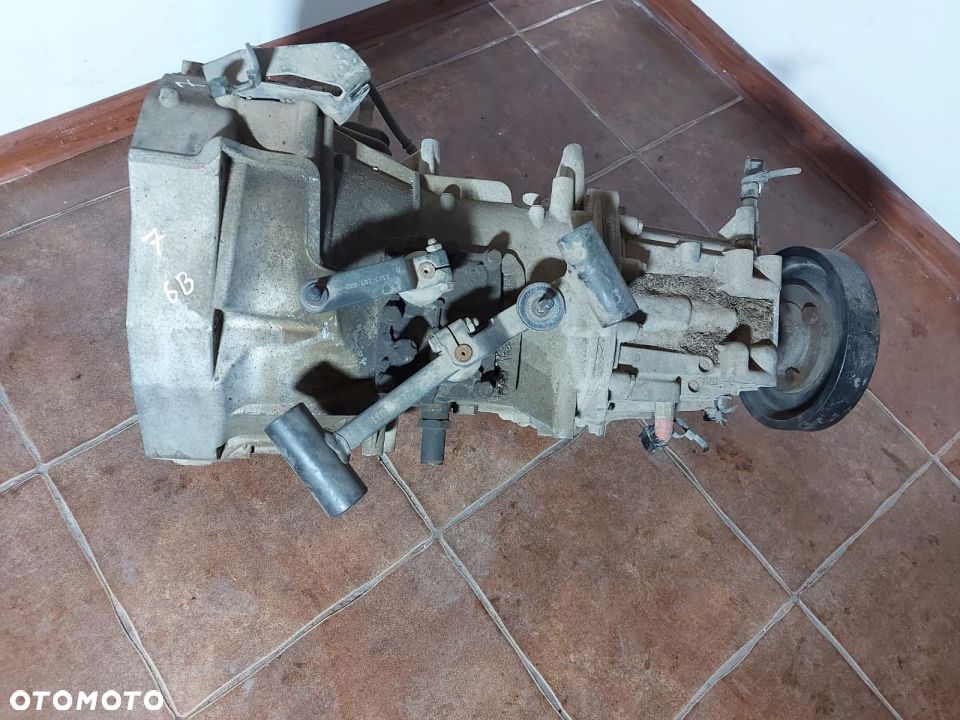 Skrzynia biegów, 6 biegów, 2,5L, Maxity Cabstar - 1