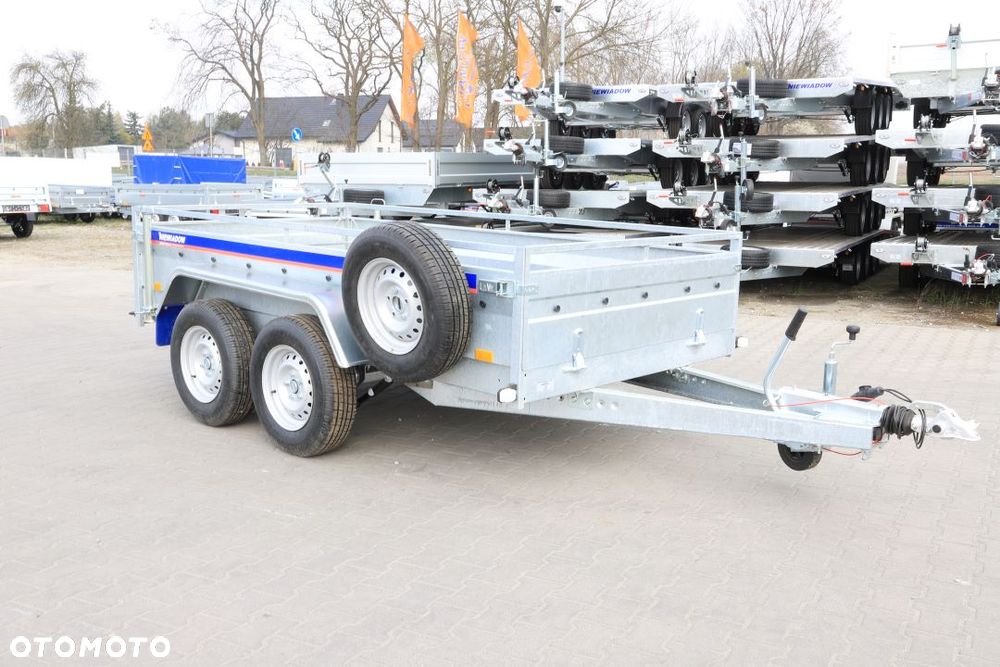 Niewiadów Majster z podjazdami 2700 kg - 3