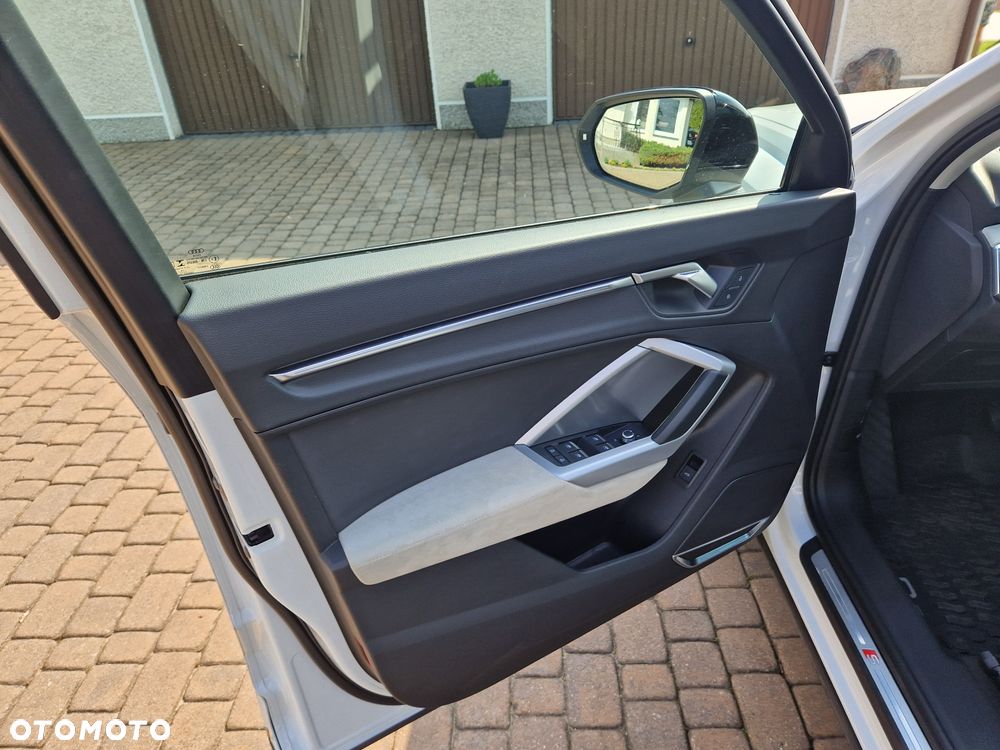 Audi Q3 45 TFSI Quattro S Line S tronic - 16